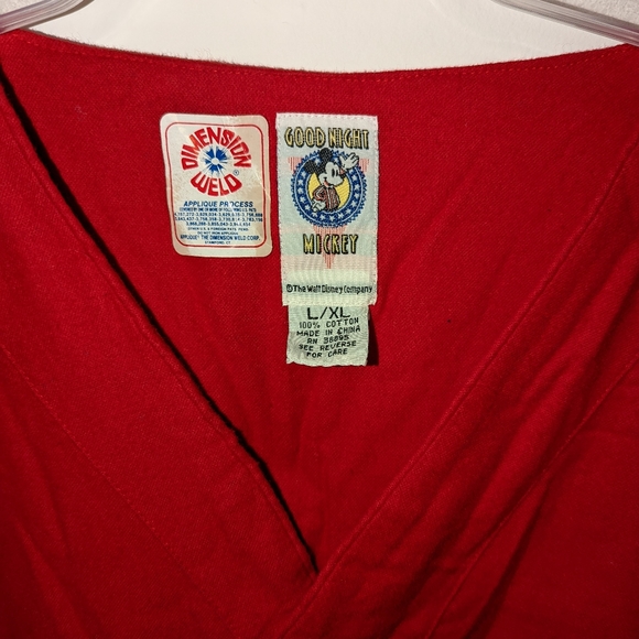 New! Vintage! Mickey Mouse Holiday Nightshirt Sleep - Picture 3 of 3